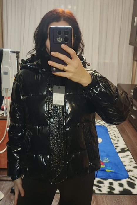 Чорний лаковий пуховик куртка пуфер демісезон