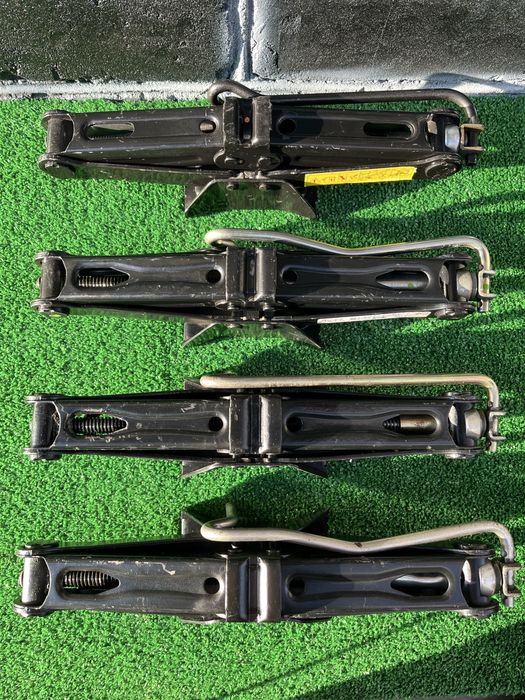 Домкрат Пежо Ситроен Пежо 3008 5008 308 407 Ситроен С1 С3 С4 Берлинго