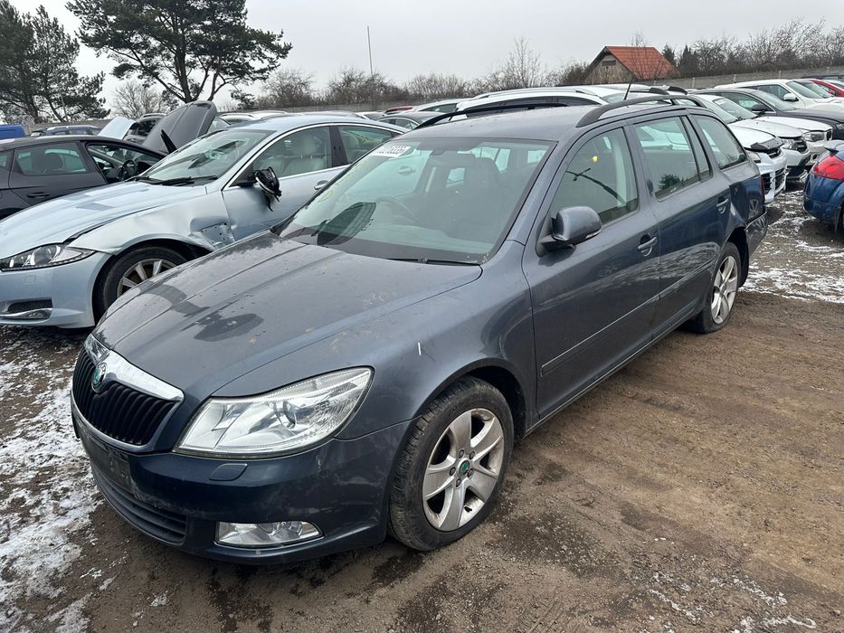 Skoda Octavia silnik 1.6 TDI 2012r,Anglik z kluczykami