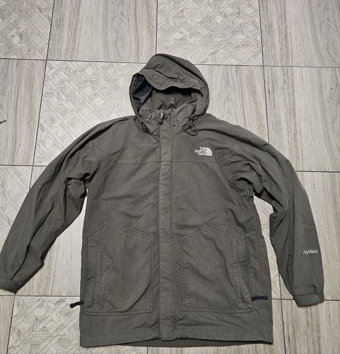 Чоловіча куртка The North Face HyVent / Парка-вітровка / Розмір M