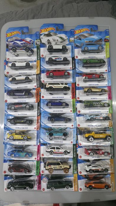 Coleção hot wheels 210 unidades - 2020 a 2026