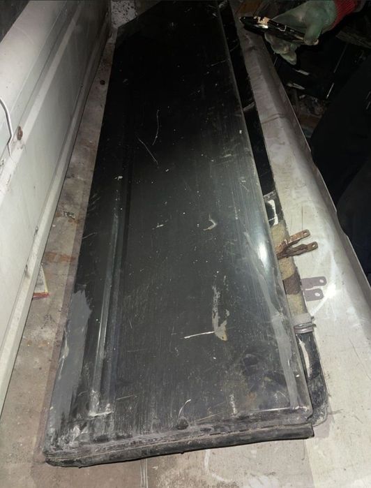 Спойлер міжосьовий Рено Преміум 420дхі Renault Premium 420dxi бокові н