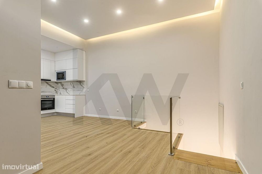 T3 DUPLEX DESIGN: Viver com a Privacidade de uma Moradia no Coração