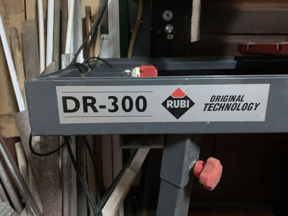 Mesa de Corte | Rubi DR-300 - Cortador elétrico