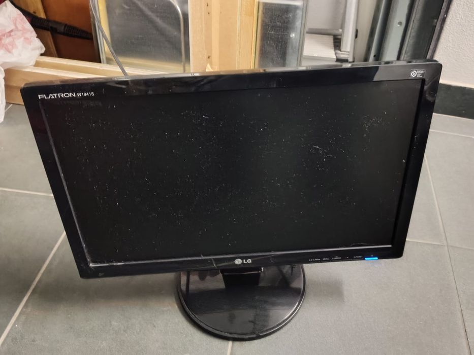 Monitor LG Flatron de 20 polegadas