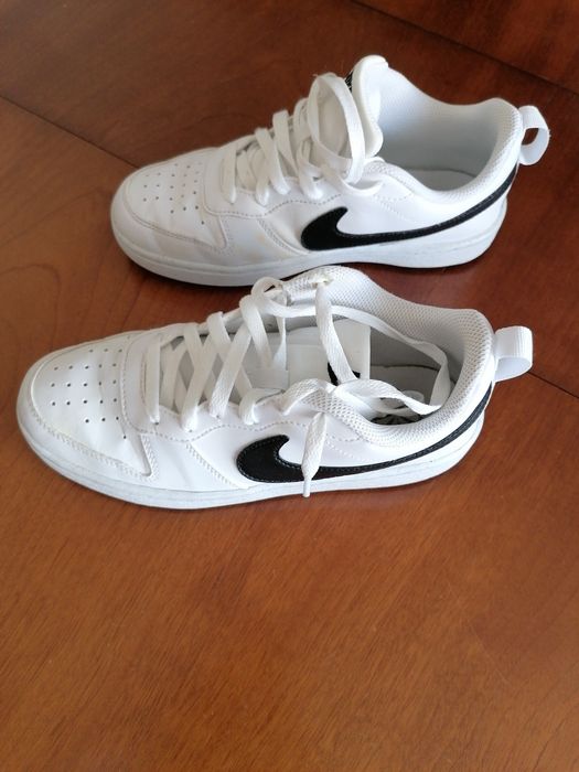 Sapatilhas Nike  brancas