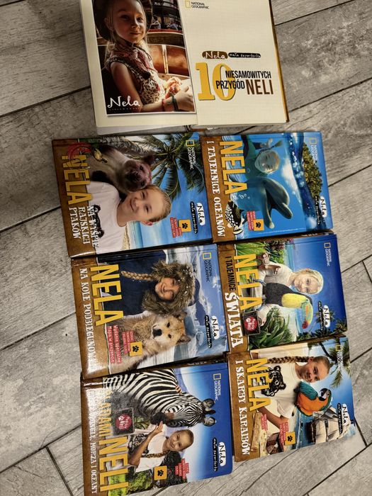 Nela - mała reporterka 7 książeczek cena za komplet