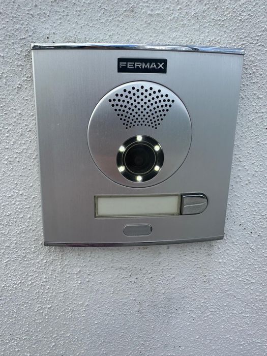 Video porteiro Fermax
