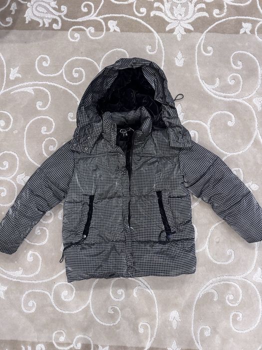 Продається куртка для дівчаток