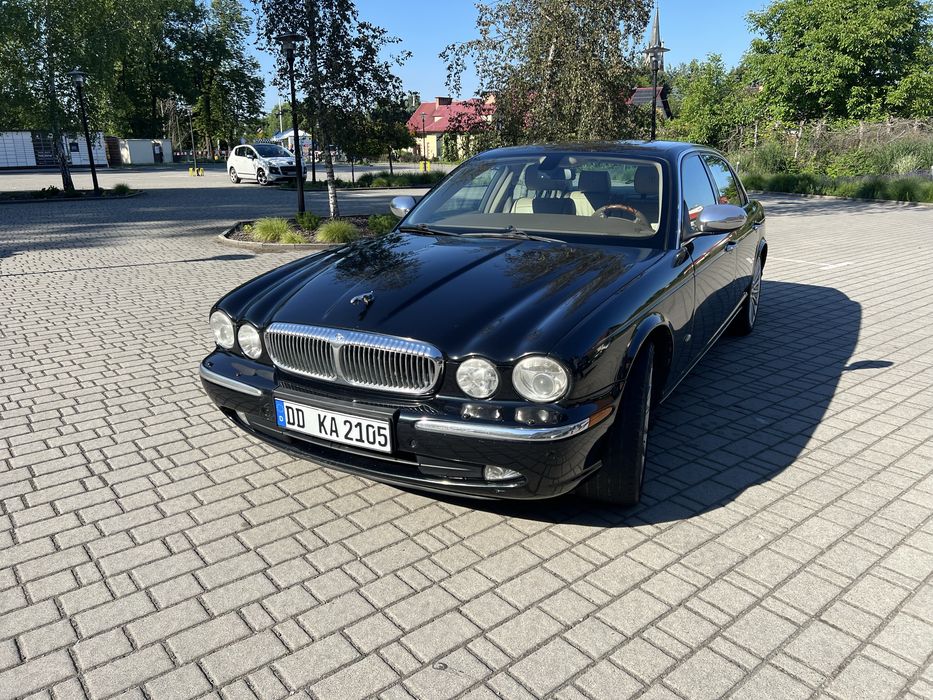 Jaguar daimler Super v8