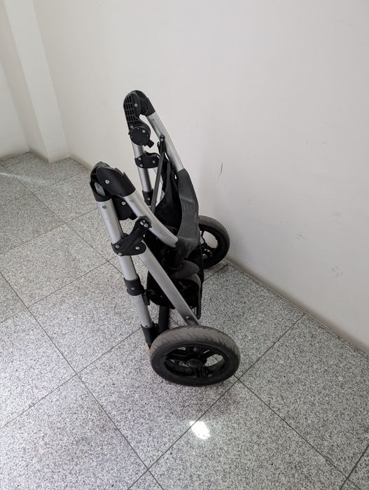 Carrinho bebé + ovo babycoque cadeira auto