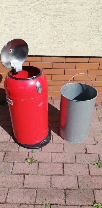 Kosz na śmieci śmietnik czerwony metalowy zewnętrzny