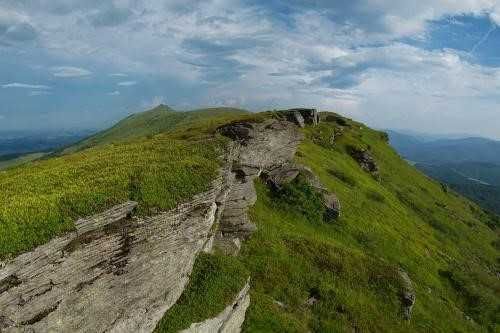 Земельна ділянка в Карпатах с.Верхнє Гусне