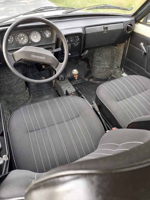Skoda 105l 1988r