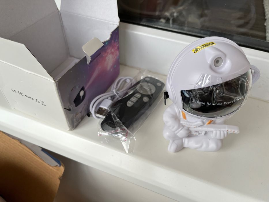 Проектор астронавт, нічник