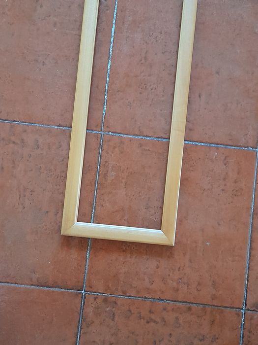 Long wooden frame64550372878721121