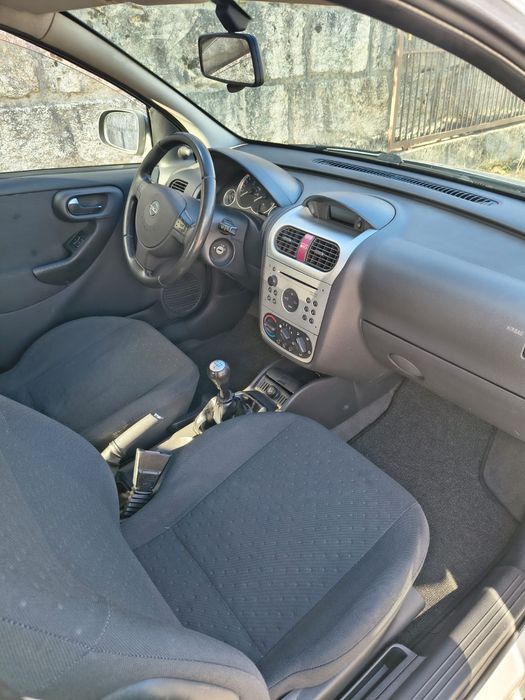 Opel corsa em bom estado