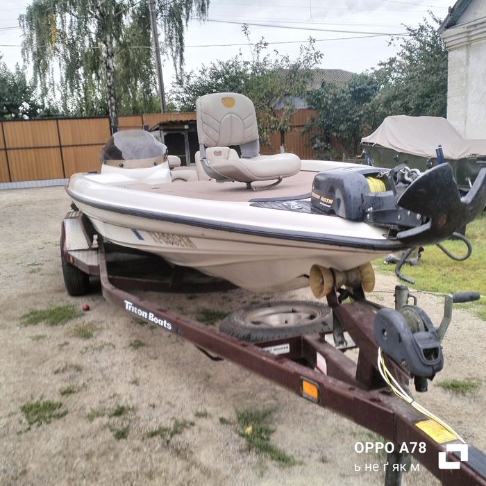 Срочно Продам лодку Тритон Triton 21 Америка