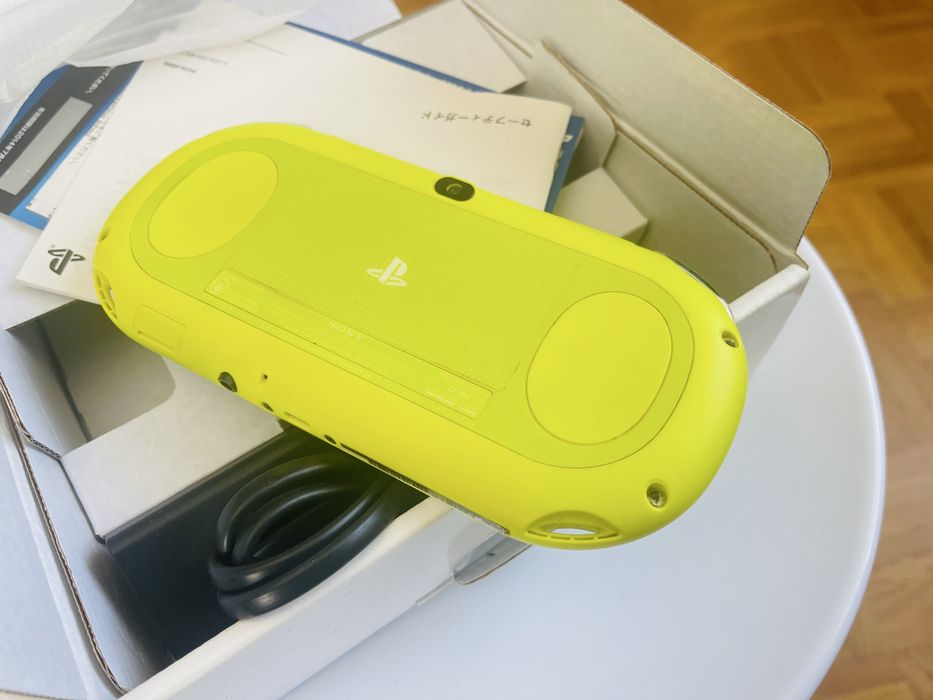 Ps Vita ZA13 PCH-2000