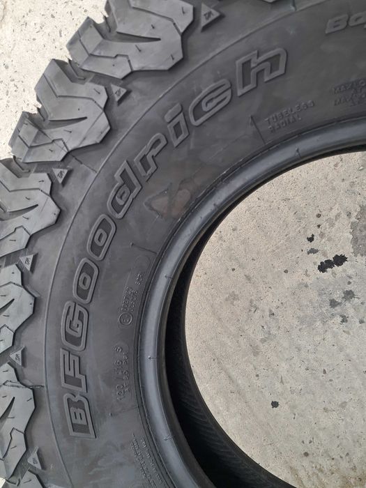 Резина всесезонна, 235/85 R16 BF Goodrich All Terrain TA KO2 (16290)