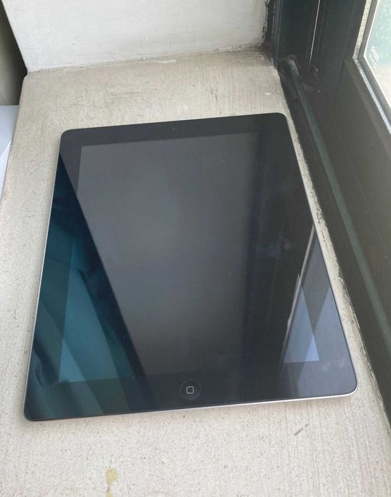 iPad (4ª geração) wi-Fi 16 GB – Preto 9,7″