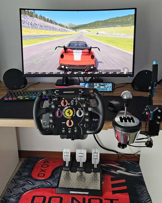 Volante Thrustmaster TGT-II + Extras
