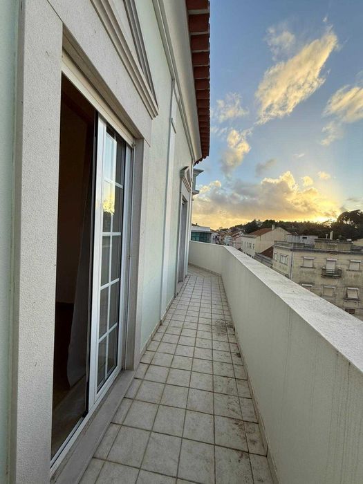 Apartamento T3 para arrendamento em zona central - Santiago do Cacém