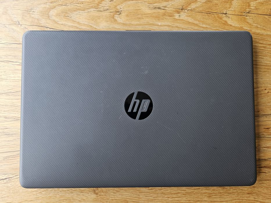 Laptop HP 255 wyswietlacz 15,6" RAM 16,0 GB
