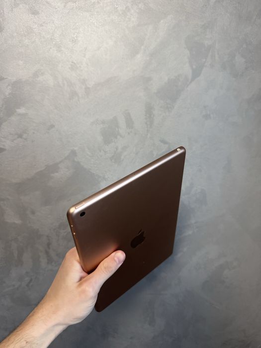 iPad 7 32Gb 10.2”  Wi-Fi  Планшет Apple  Айпад Чудовий Стан