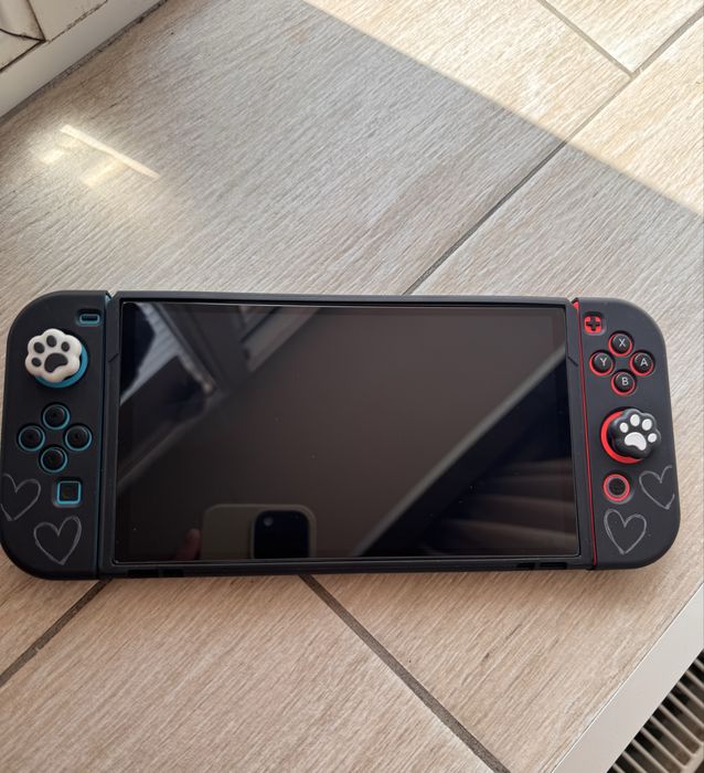 Игровая консоль Nintendo switch oled