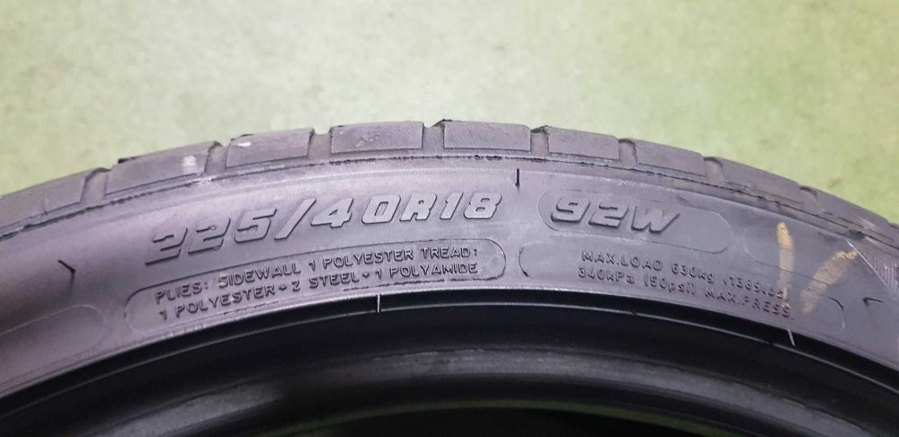 Opona pojedyncza 225 40 R18 92W Goodyear Eagle F1 RFT bieżnik 4,5mm