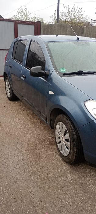 Дача сандеро  в хорошому стані