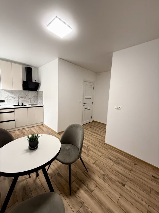 Апартаменти подобово  Центр , біля набережноі