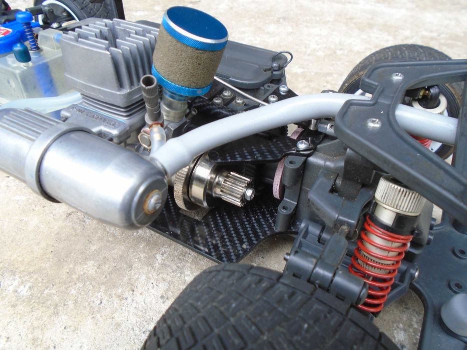 TAMIYA TGX Mercedes DTM AMG 4WD 1:8 NITRO  Spalinowy Model RC