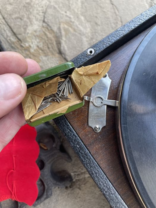 Робочий гучний Патіфон