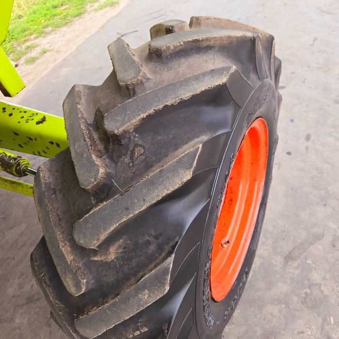 Свіжопривезений claas dominator 86