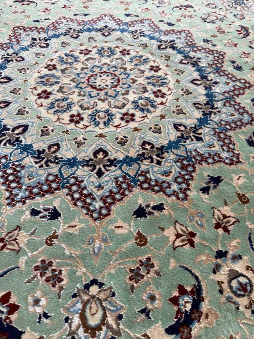 Nowy Okrągły Dywan Perski z Jedwabiem Iran Nain 205x205 gal. 25 tyś