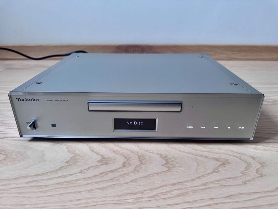 Technics SL-C700, odtwarzacz CD, Klasa Premium – stan idealny