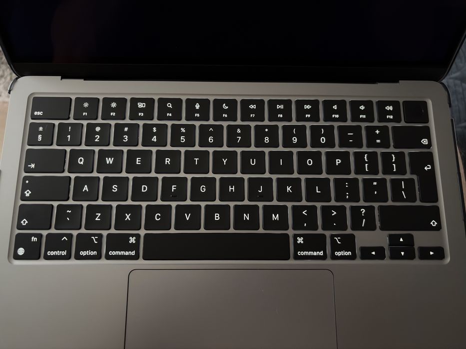 MacBook Air M2 256GB