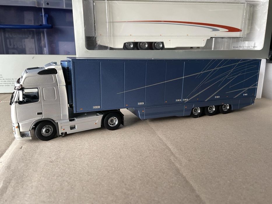 MOTORART .1/43 VOLVO FH 12 с полуприцепом.Фура: 6 300 грн