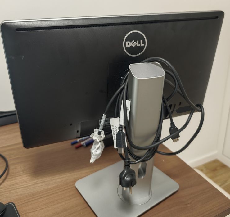 Monitor Dell P2214HB 22'' com braço regulavel
