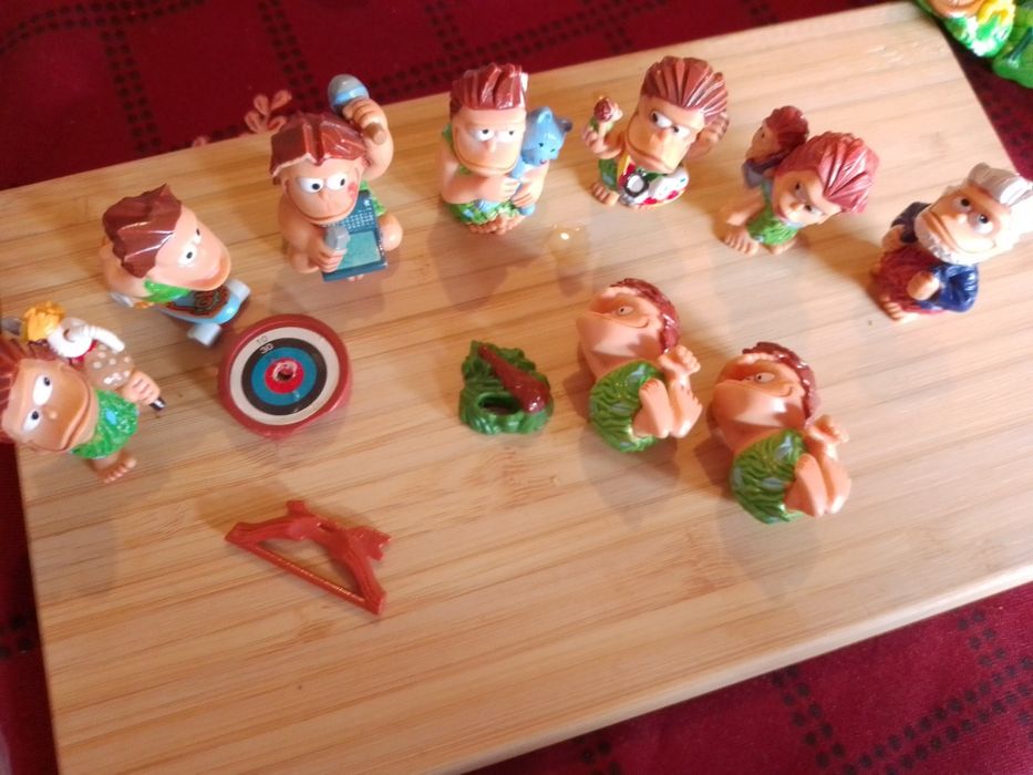 Colecção de 110 brindes do Kinder