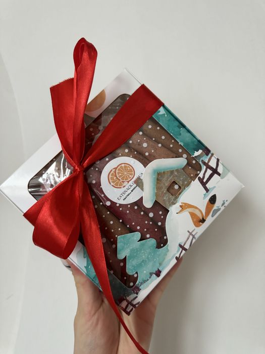 Новорічні бокси пастили, новорічні подарунки, подарунок дитині