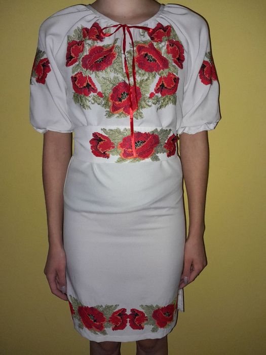 Сукня вишита хрестиком