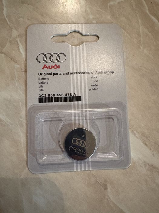 Продам ауді батарейку
