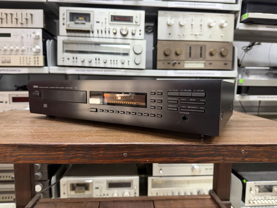 Odtwarzacz płyt CD Yamaha CDX-530E Audio Room