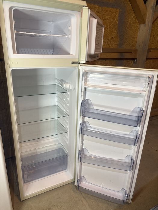 Lodówka Vesfrost 160c x 55cm Niemiecka stan BDB