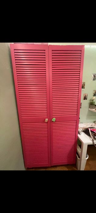 Duża przestronna szafa