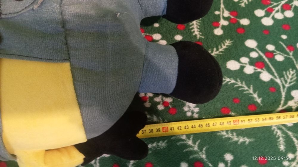 Minionek maskotka duży