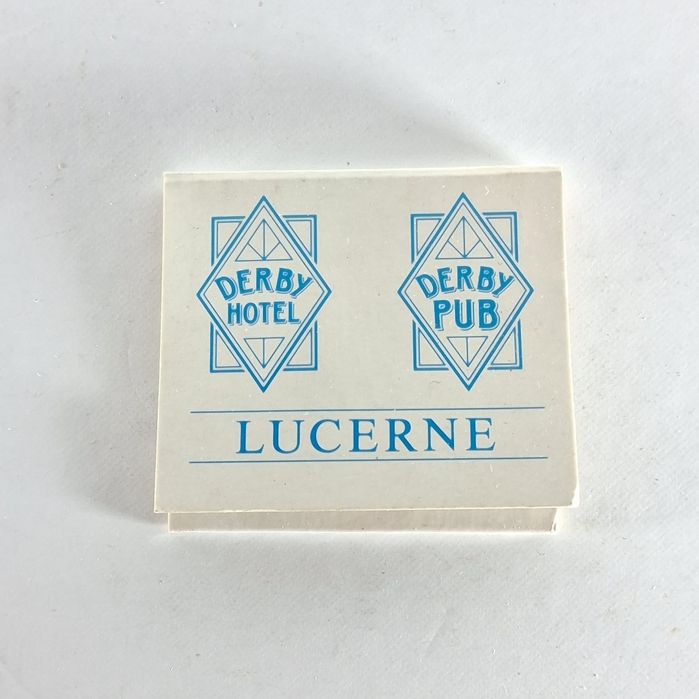 Carteira antiga de fósforos Derby Hotel